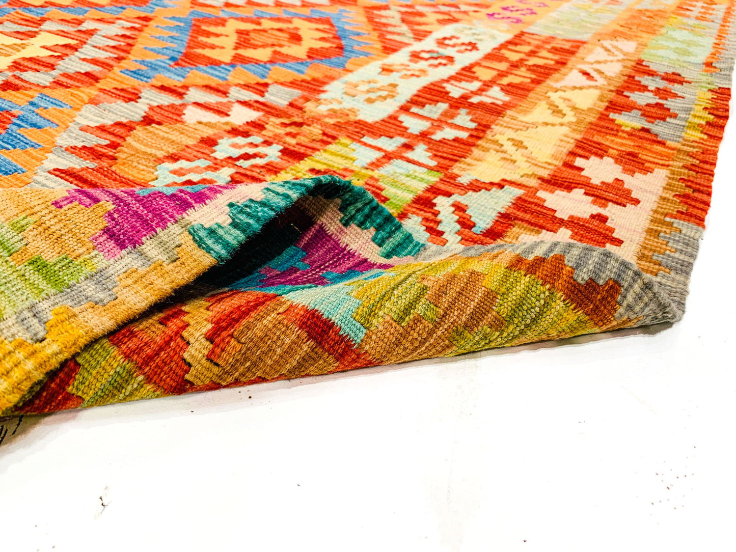 VIBRANT SOUTHWESTERN INSPO MAIMANA KILIM - NL19007