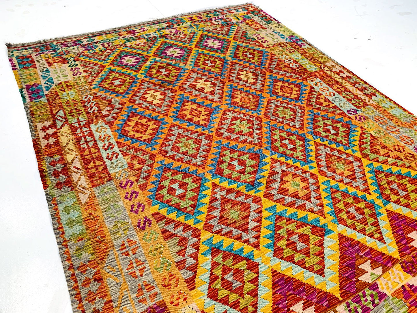 VIBRANT SOUTHWESTERN INSPO MAIMANA KILIM - NL19007