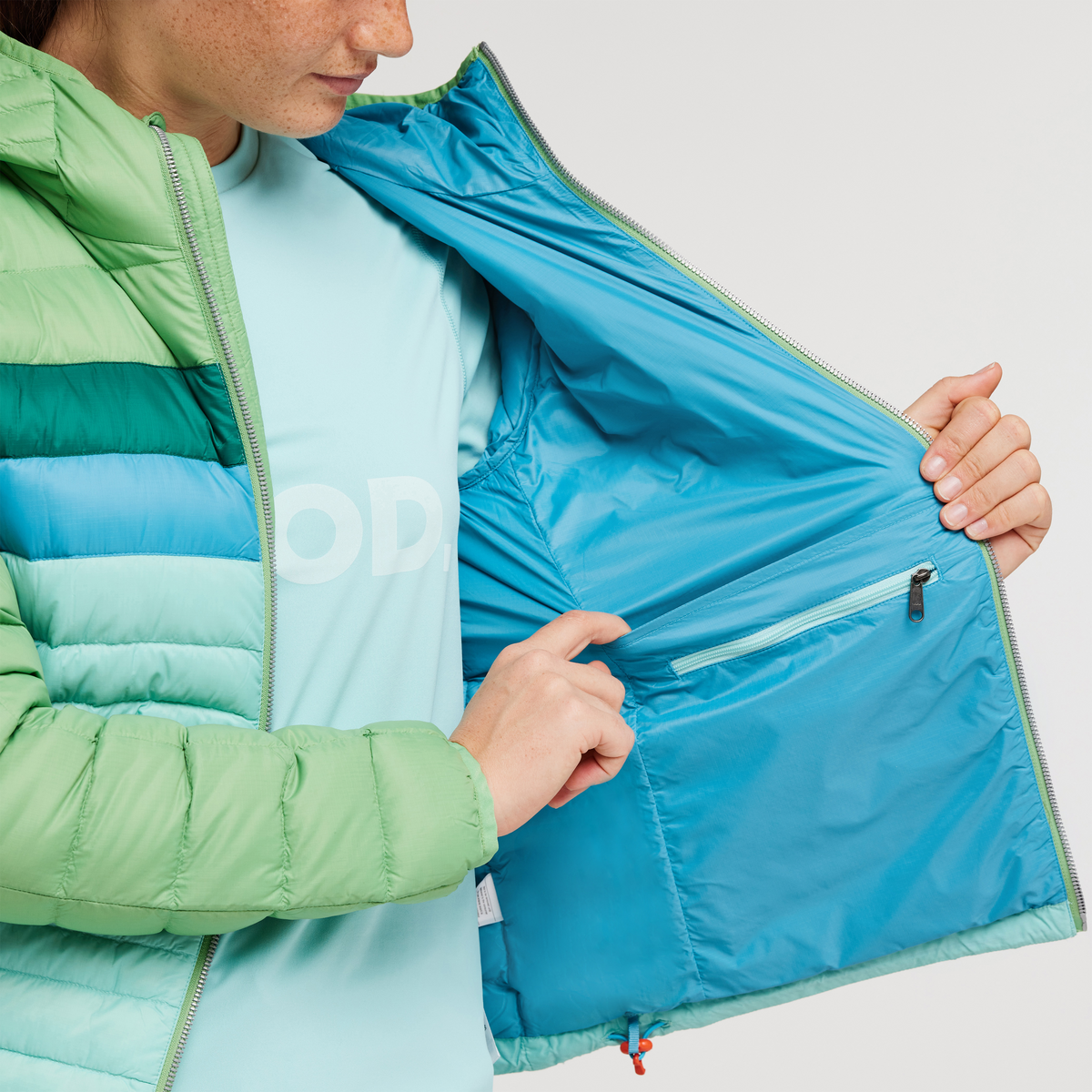 Fuego Hooded Down Jacket - Women's