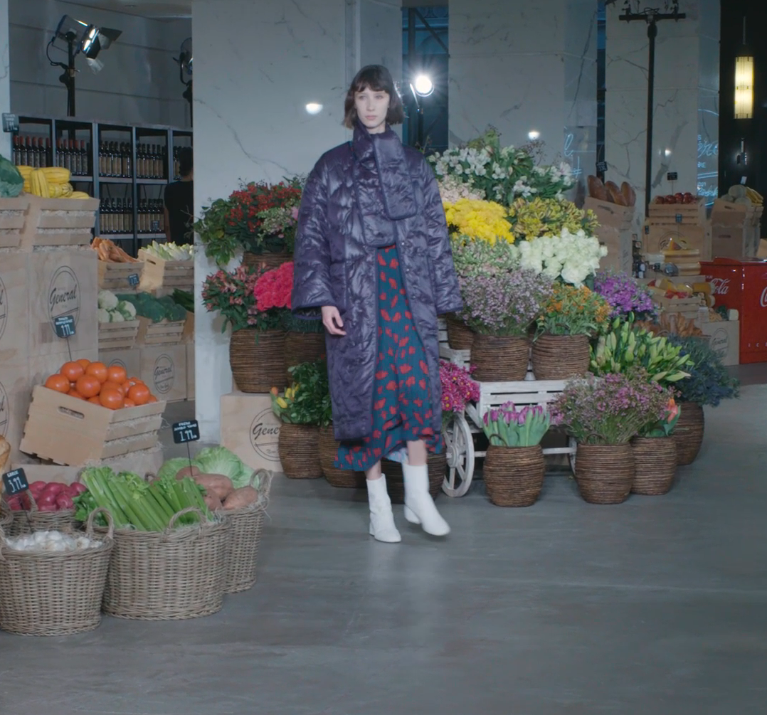 Look 28