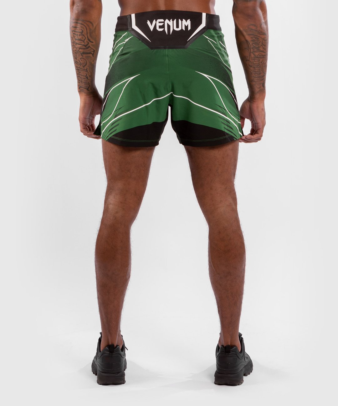 UFC VENUM AUTHENTIC FIGHT NIGHT MEN'S SHORTS - SHORT FIT - GREEN