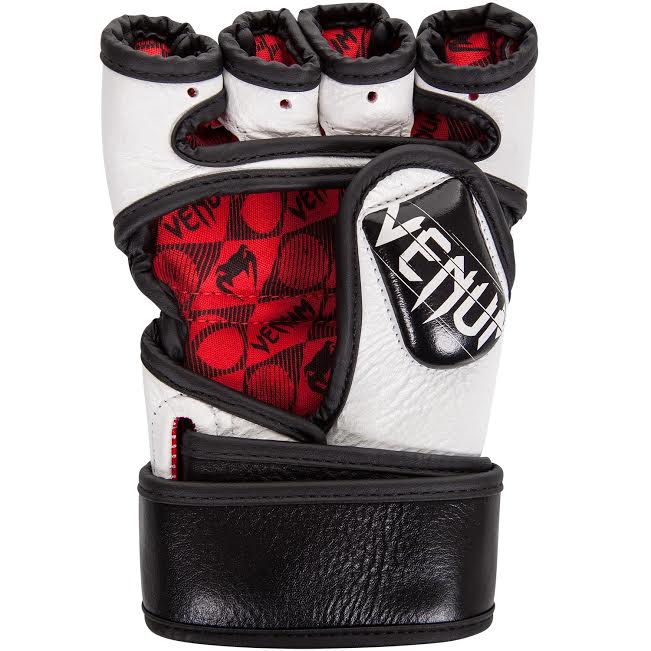 VENUM UNDISPUTED 2.0 MMA GLOVES - NAPPA LEATHER - BLACK